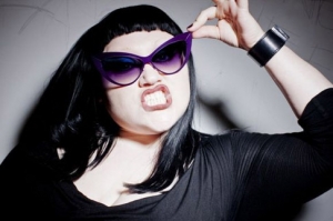 Beth Ditto создала новую коллекцию очков