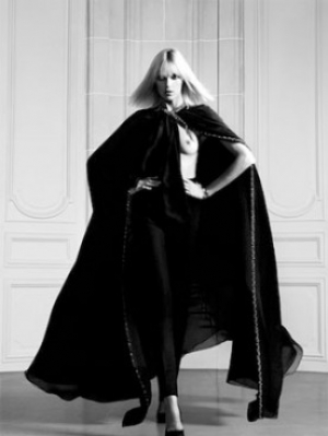 Аня Рубик на официальном сайте Saint Laurent 