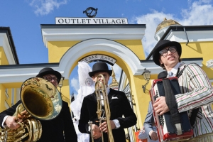 День рождения аутлет-комплекса Outlet Village Белая Дача